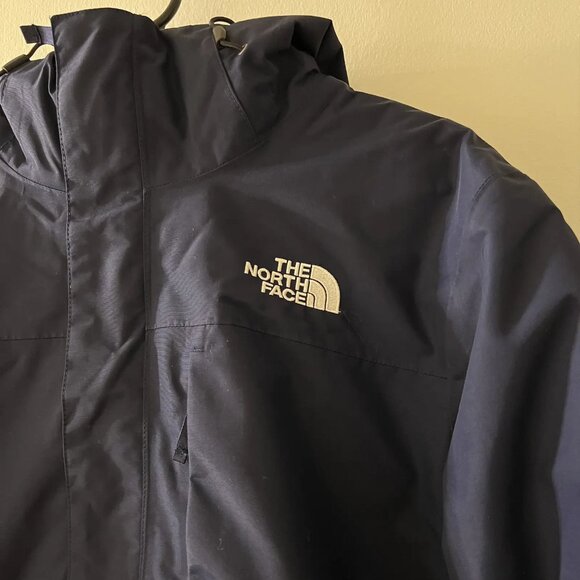 Dryvent Winter Jacket - Picture 3 of 14